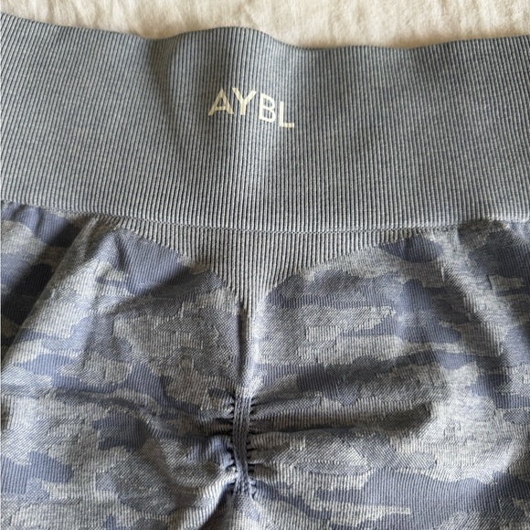 AYBL EVOLVE CAMO SEAMLESS SHORTS-blue-size S - Picture 5 of 6